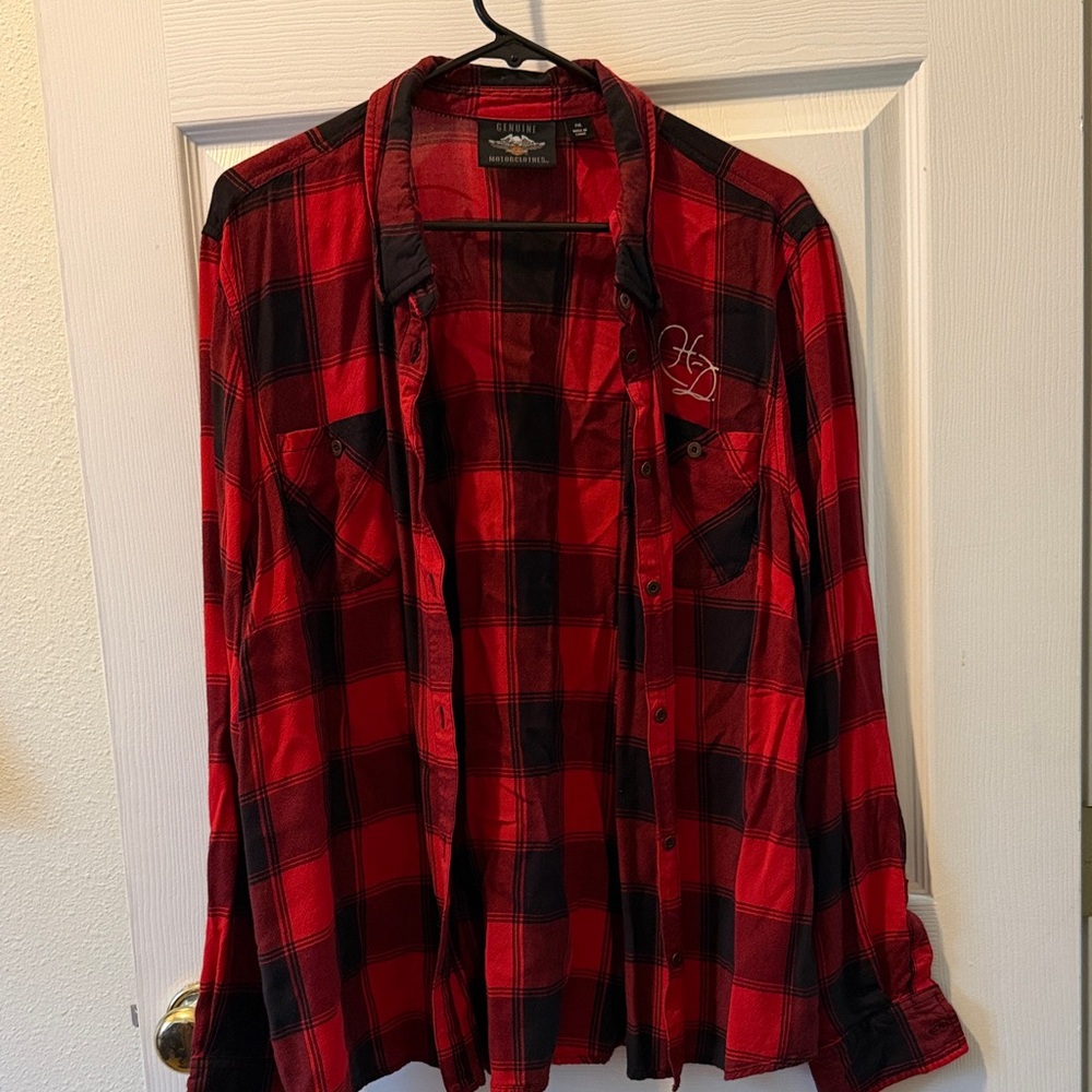 Harley-Davidson Red and Black Plaid Button Down Shirt